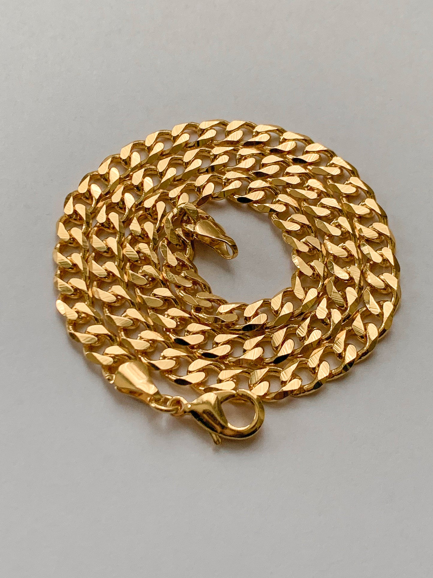 scarlet and saige koech curb chain necklace 18k gold filled